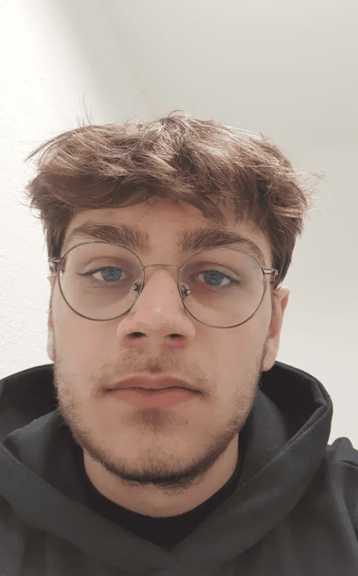 Vorher-Foto desselben Members